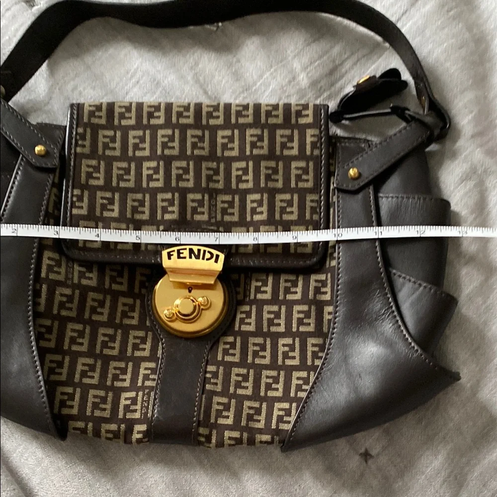 Authentic Fendi Baguette Borsa Grande Zucchino Brown Shoulder Bag Made in Italy - Picture 9 of 15